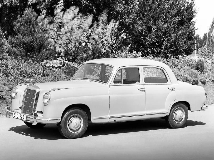 Mercedes-Benz W105 — фото модели