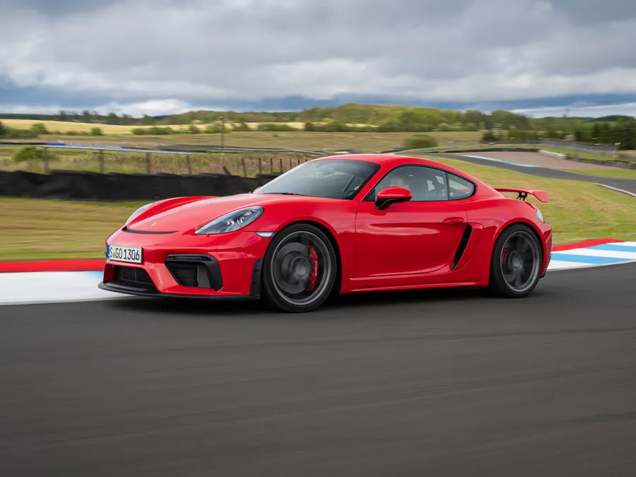 Porsche Cayman GT4 — фото модели — фото 1