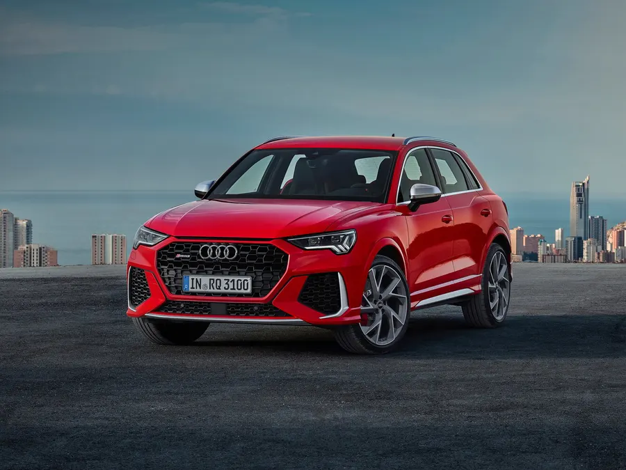 Audi RS Q3 — фото модели