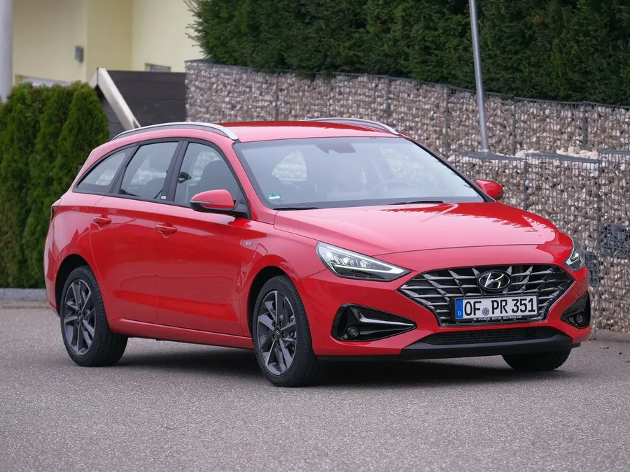 Hyundai i30 — фото модели