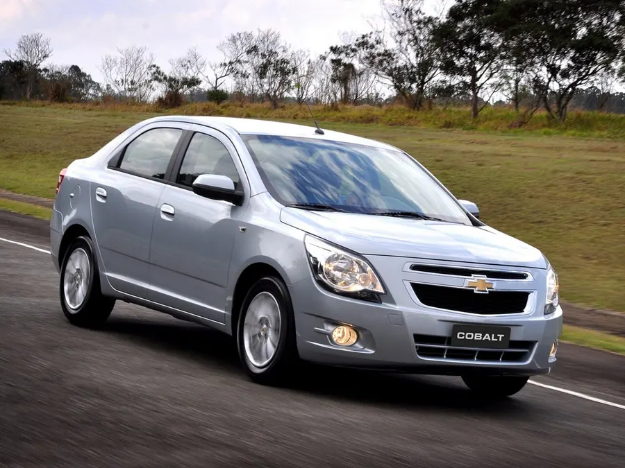 Chevrolet Cobalt — фото модели