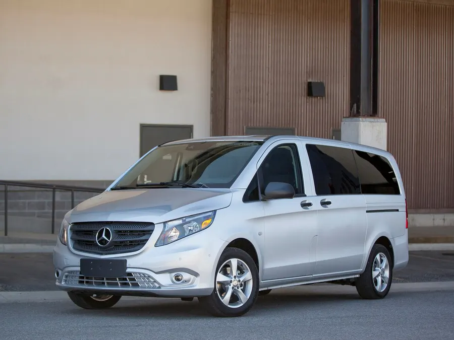 Mercedes-Benz Metris — фото модели