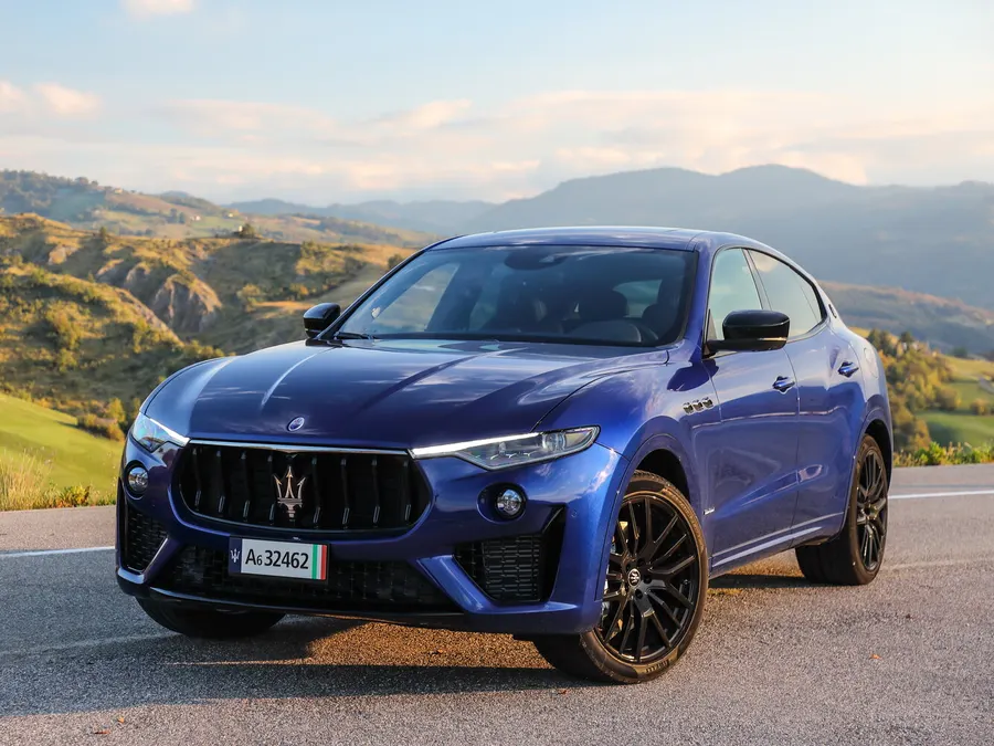Maserati Levante — фото модели