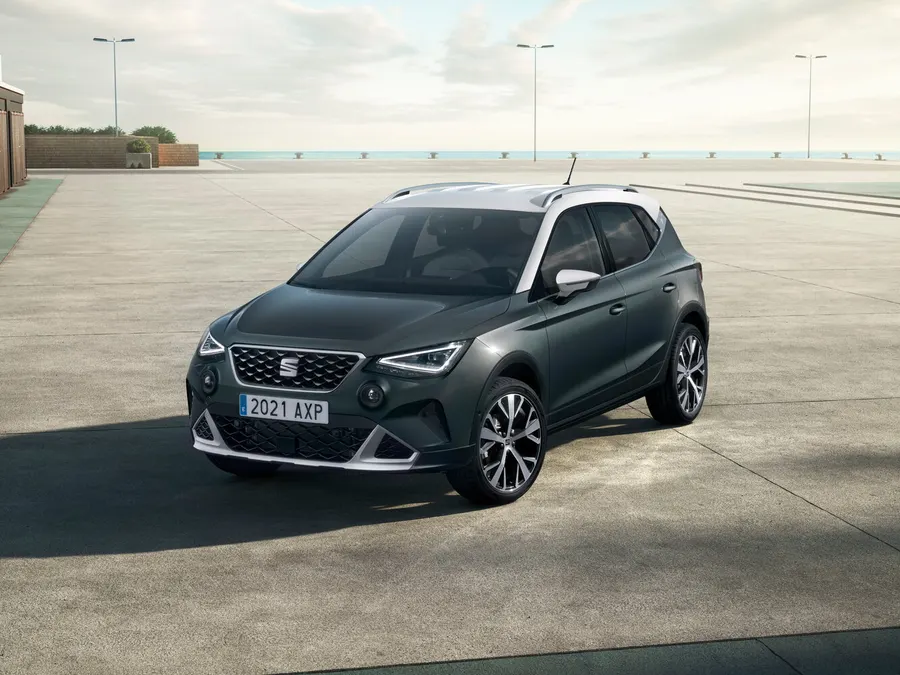 SEAT Arona — фото модели