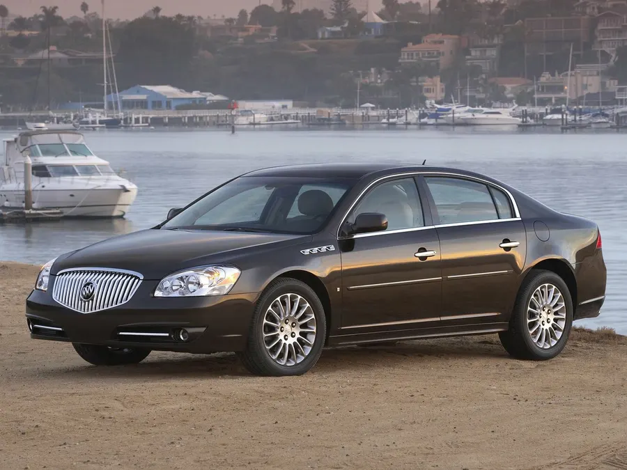 Buick Lucerne — фото модели