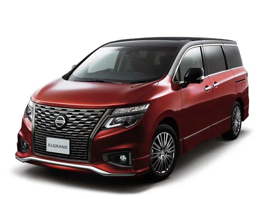 Nissan Elgrand — фото модели