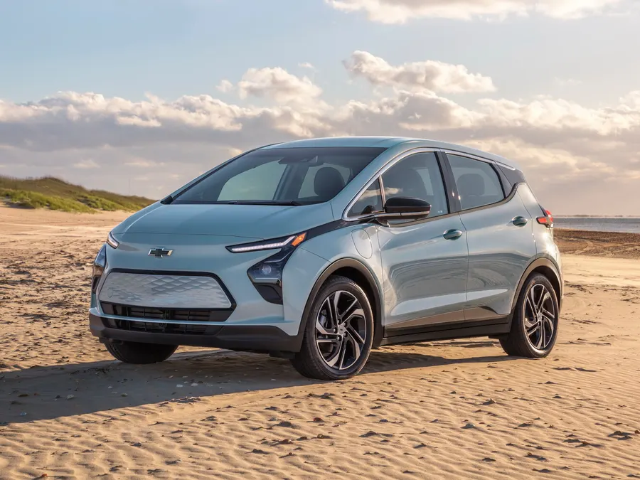 Chevrolet Bolt — фото модели