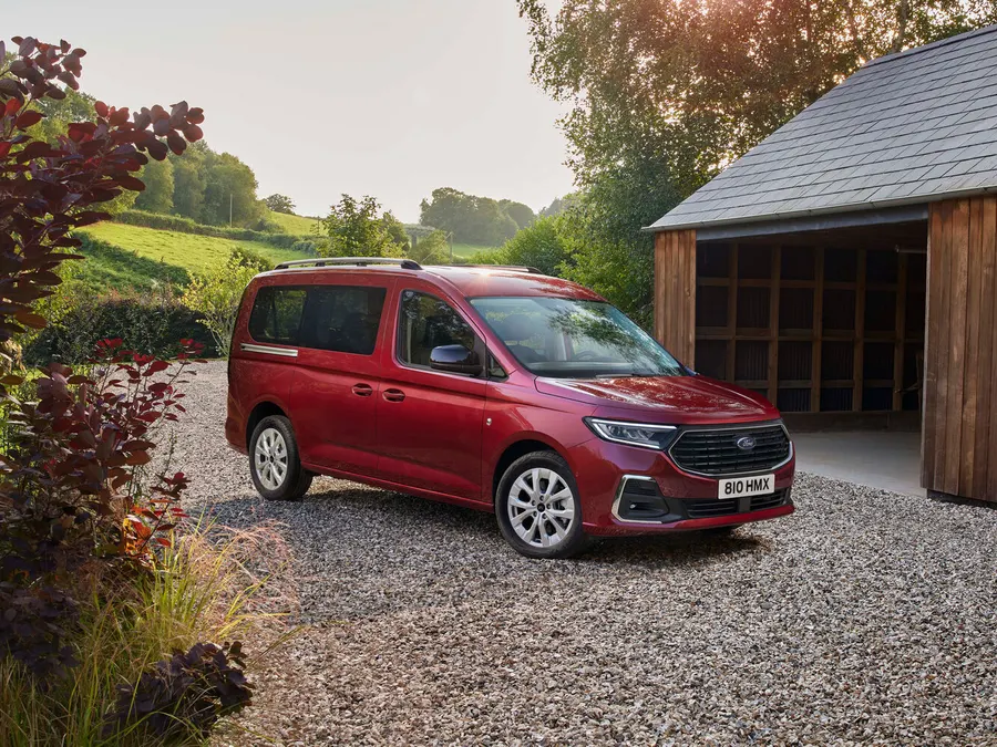 Ford Tourneo Connect — фото модели