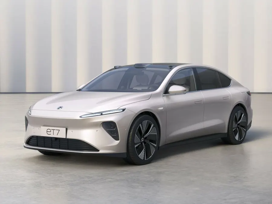 Nio ET7 — фото модели