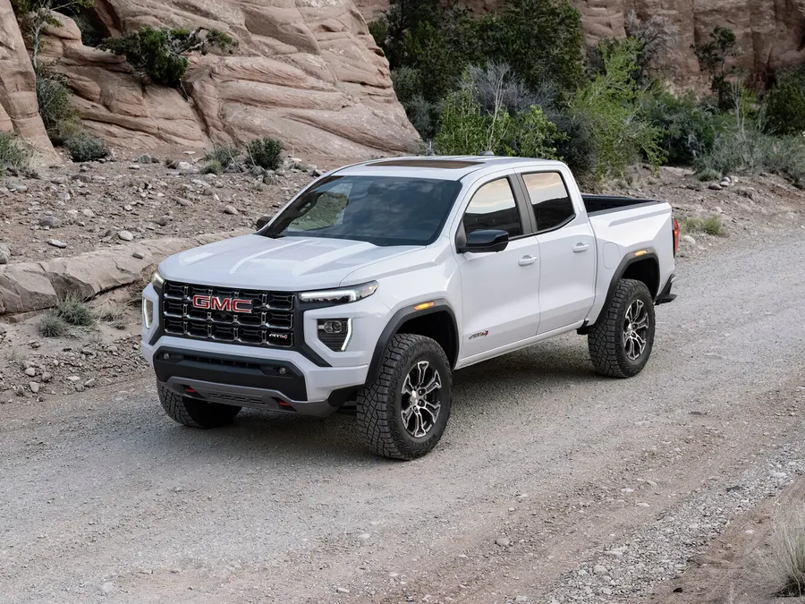 GMC Canyon — фото модели