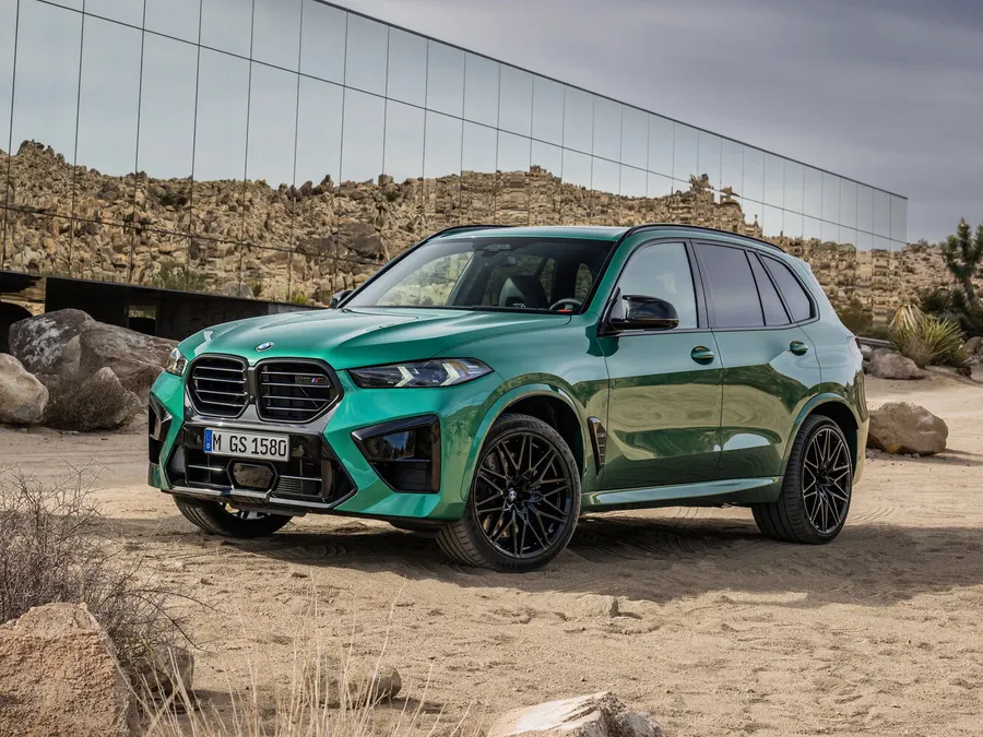 BMW X5 M — фото модели