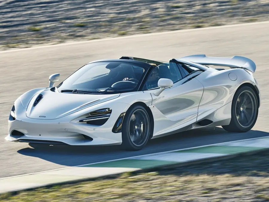 McLaren 750S — фото модели