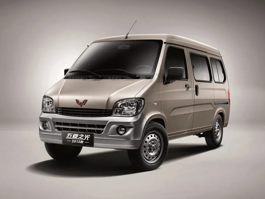 Wuling Sunshine — фото модели