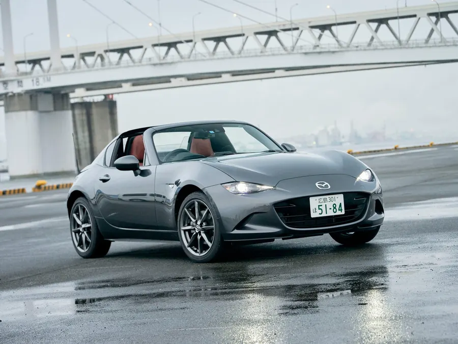 Mazda Roadster — фото модели