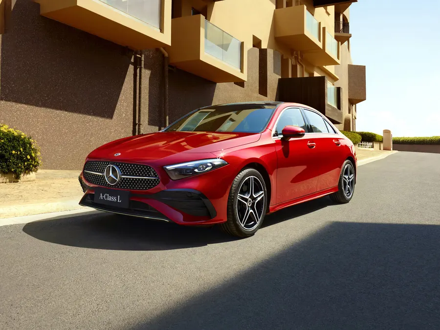 Mercedes-Benz A-╨Ъ╨╗╨░╤Б╤Б — фото модели