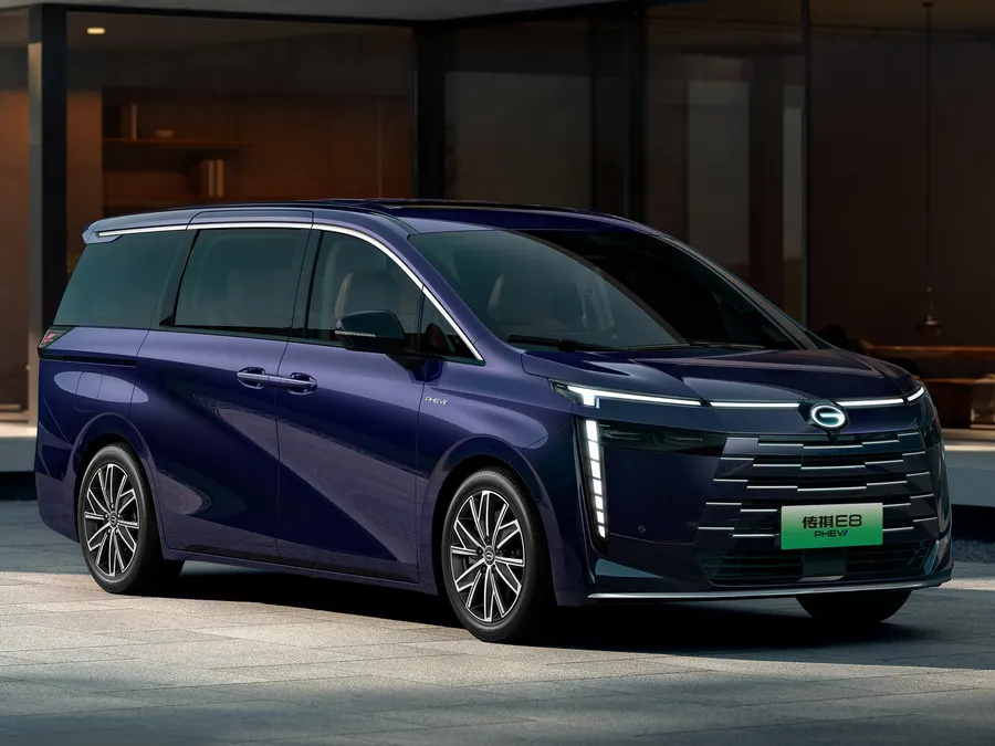 GAC Trumpchi E8 — фото модели