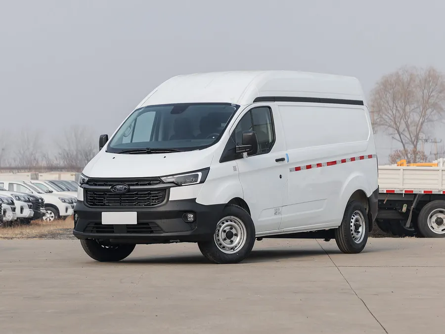 Ford Transit Custom — фото модели
