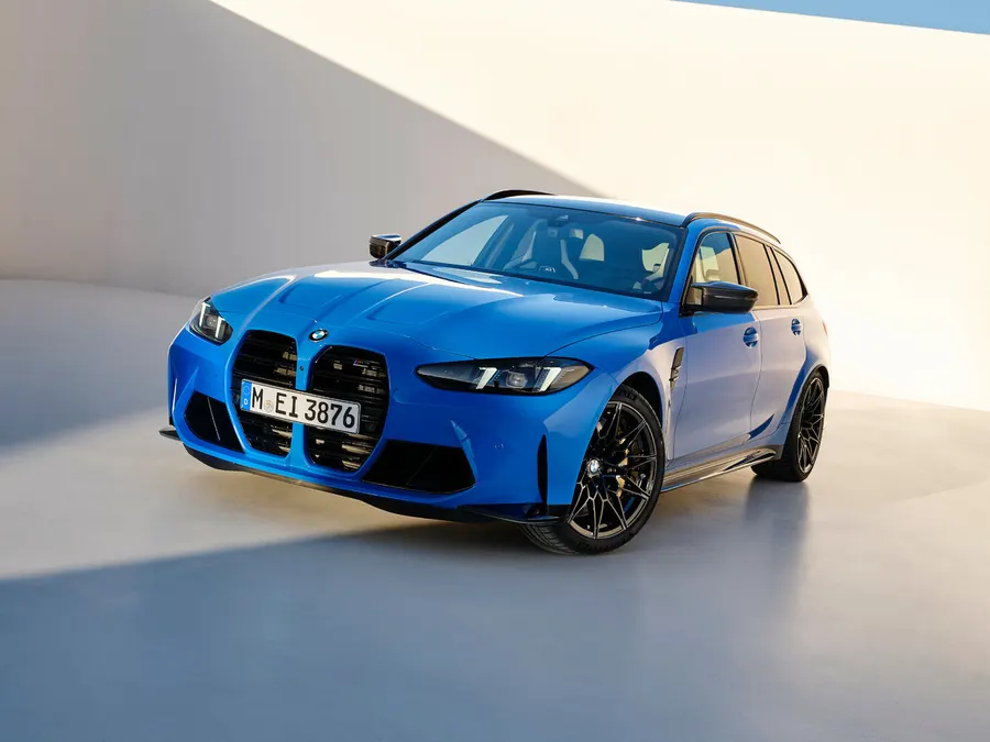 BMW M3 — фото модели