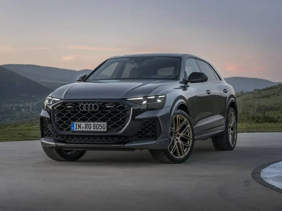 Audi RS Q8 — фото модели