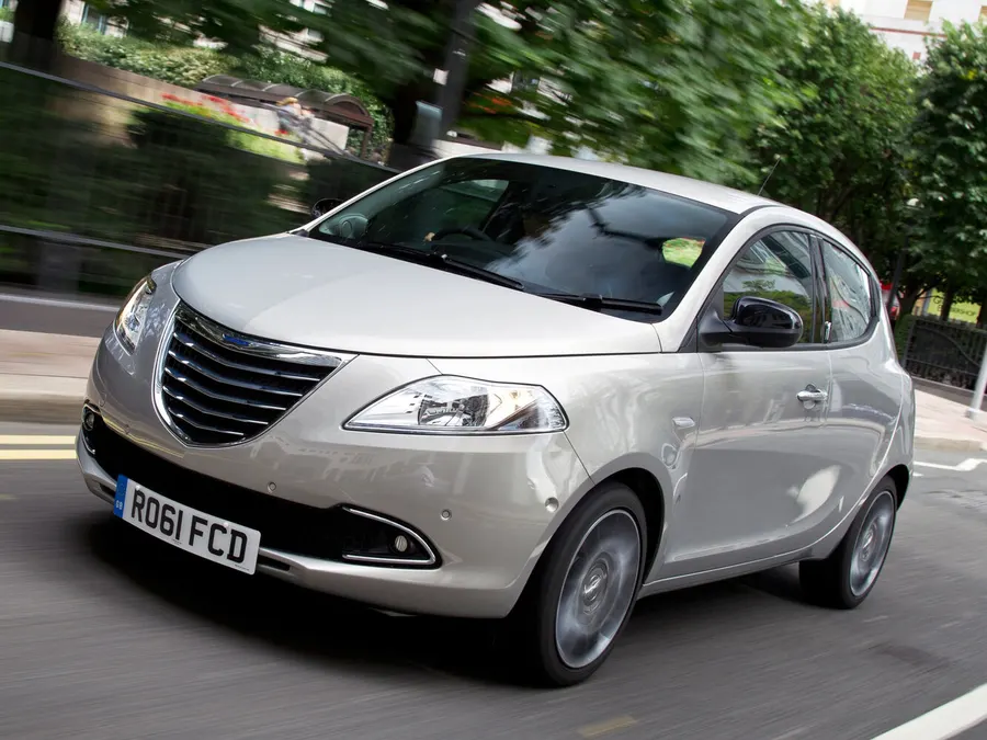 Chrysler Ypsilon — фото модели
