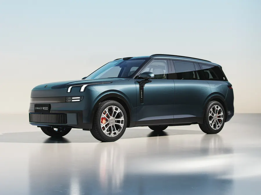Lynk & Co 900 — фото модели