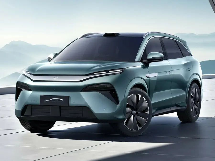 BYD Tang L — фото модели