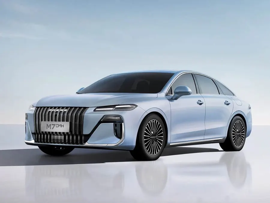 Roewe M7 — фото модели