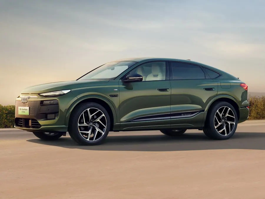 Audi Q6 Sportback e-tron — фото модели