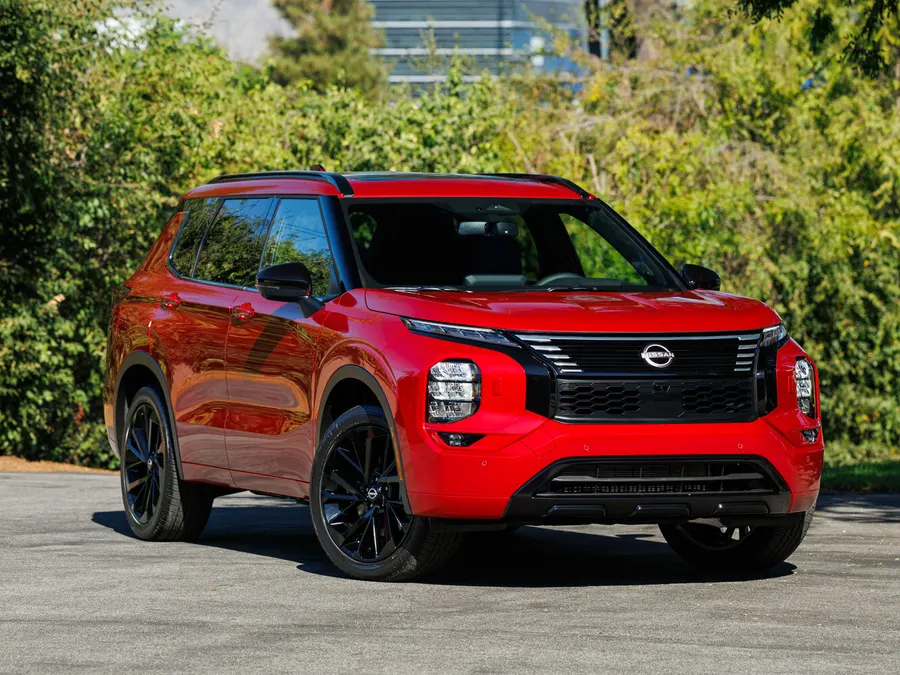 Nissan Rogue — фото модели