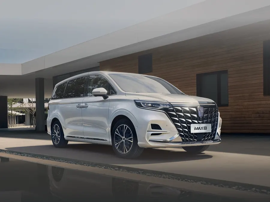 Roewe iMAX8 — фото модели