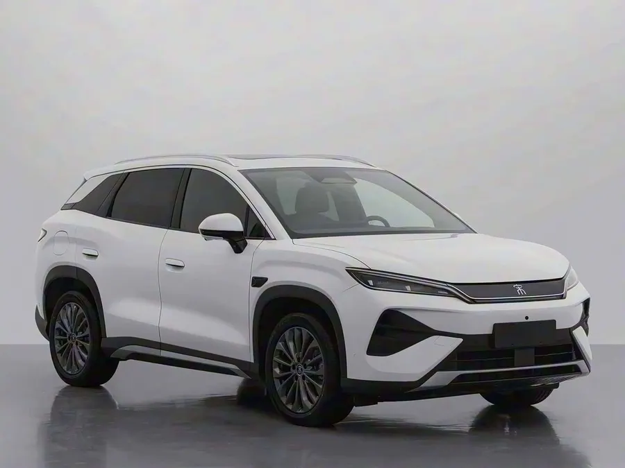 BYD Song Ultra — фото модели
