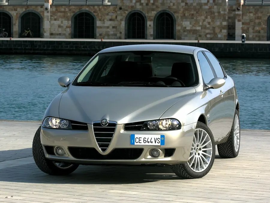 Alfa Romeo 156 — фото модели — фото 1