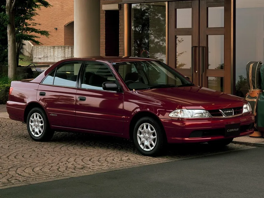 Toyota Carina — фото модели