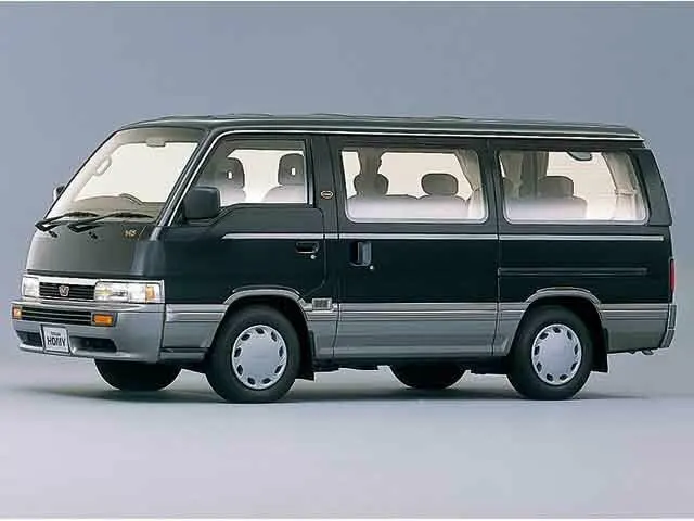 Nissan Homy — фото модели