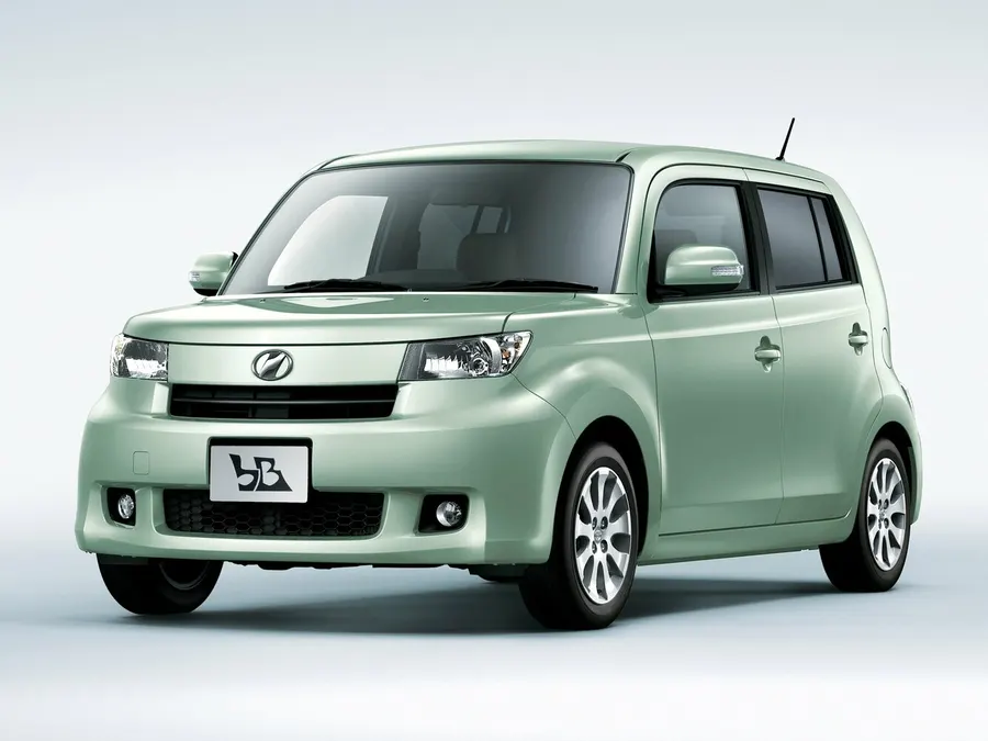 Toyota bB — фото модели
