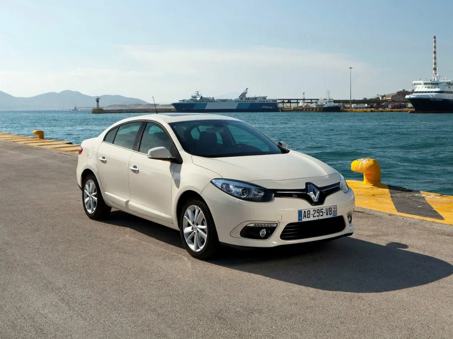 Renault Fluence — фото модели